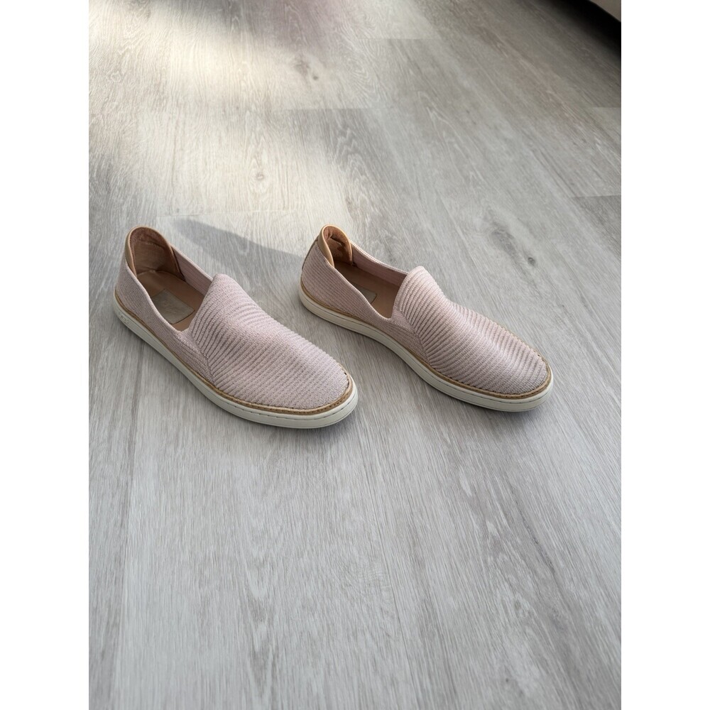Ugg Sammy Sneakers Women's Slip On Pink Glimmery Ribbed Knit Size 9 EUC